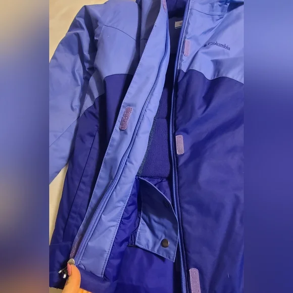 Columbia Girls' Crash Out Snow Jacket in light & dark purple, size Large - Picture 10 of 14